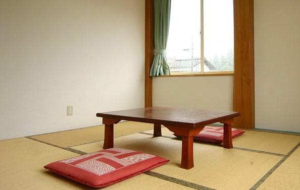 Nakasumi Ryokan Juzawa Pokoj fotografie